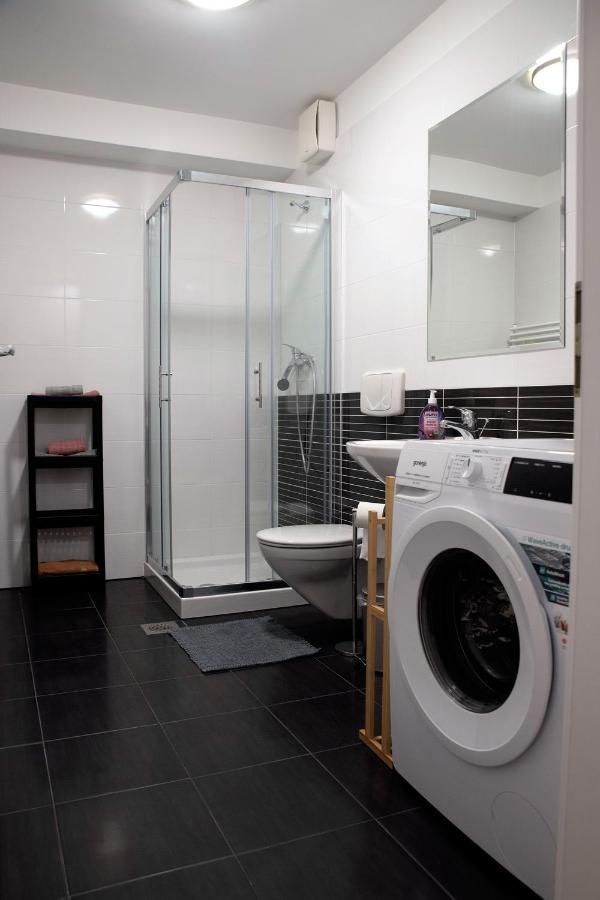 Burin Appartement Koper Buitenkant foto