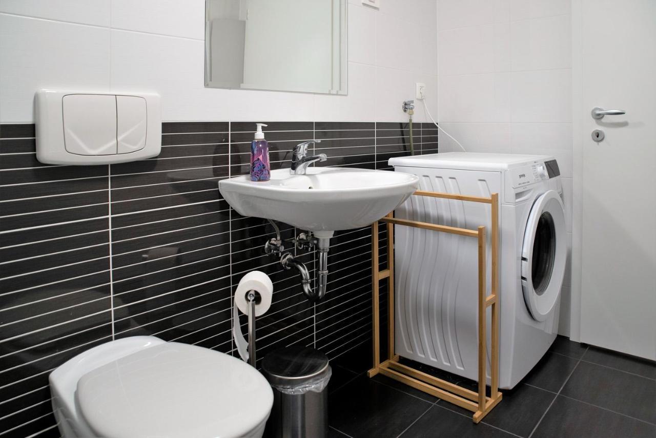 Burin Appartement Koper Buitenkant foto